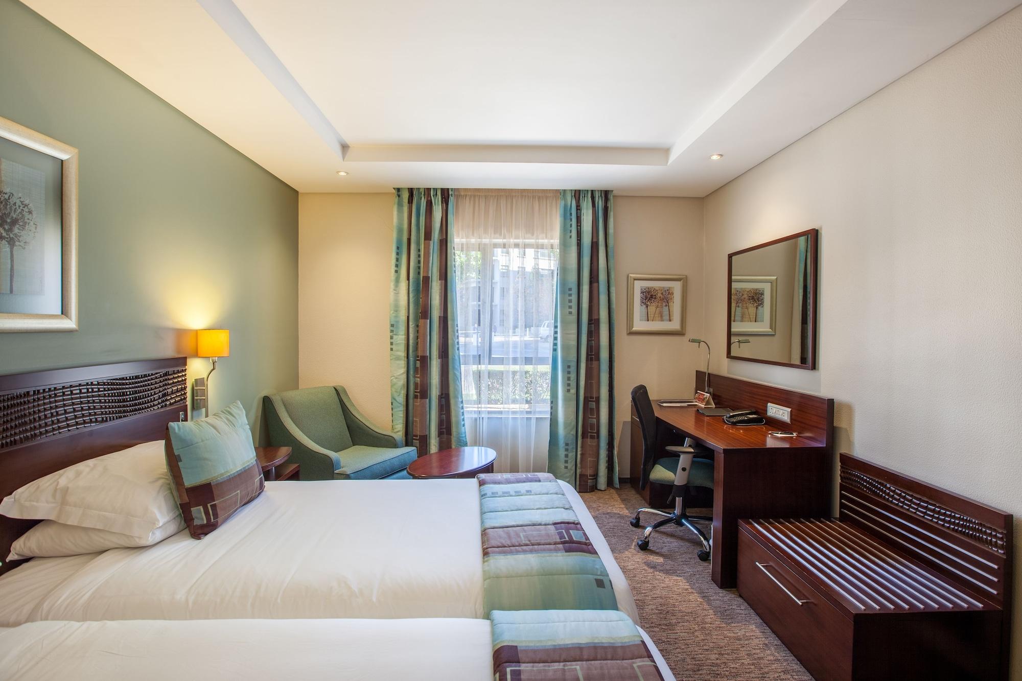City Lodge Hotel Lynnwood Pretoria-Noord Esterno foto